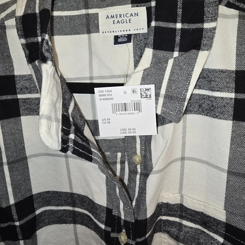 AE Oversized Plaid Button-Up Shirt Sz Med NWT - Picture 4 of 5